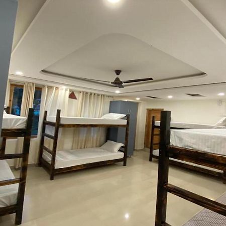 Madpackers Mcleodganj Albergue Dharamshala Exterior foto